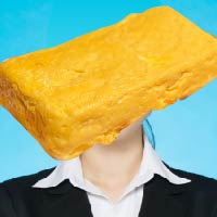 ゆいたむちゃん＠玉子焼きで酒を飲む女