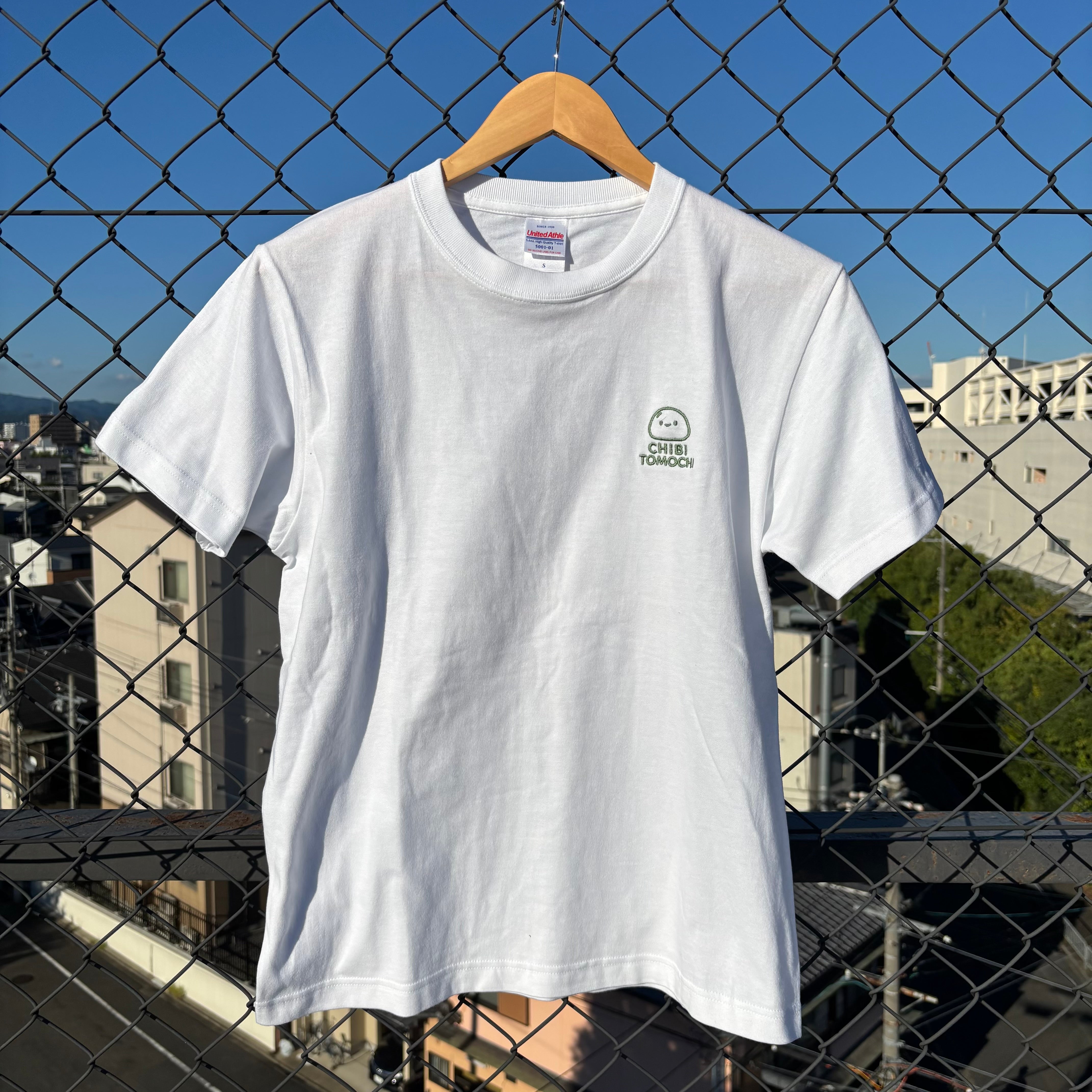 ちびともち刺繡Ｔシャツ