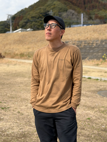 オヤドリ ロンT ダークキャメル