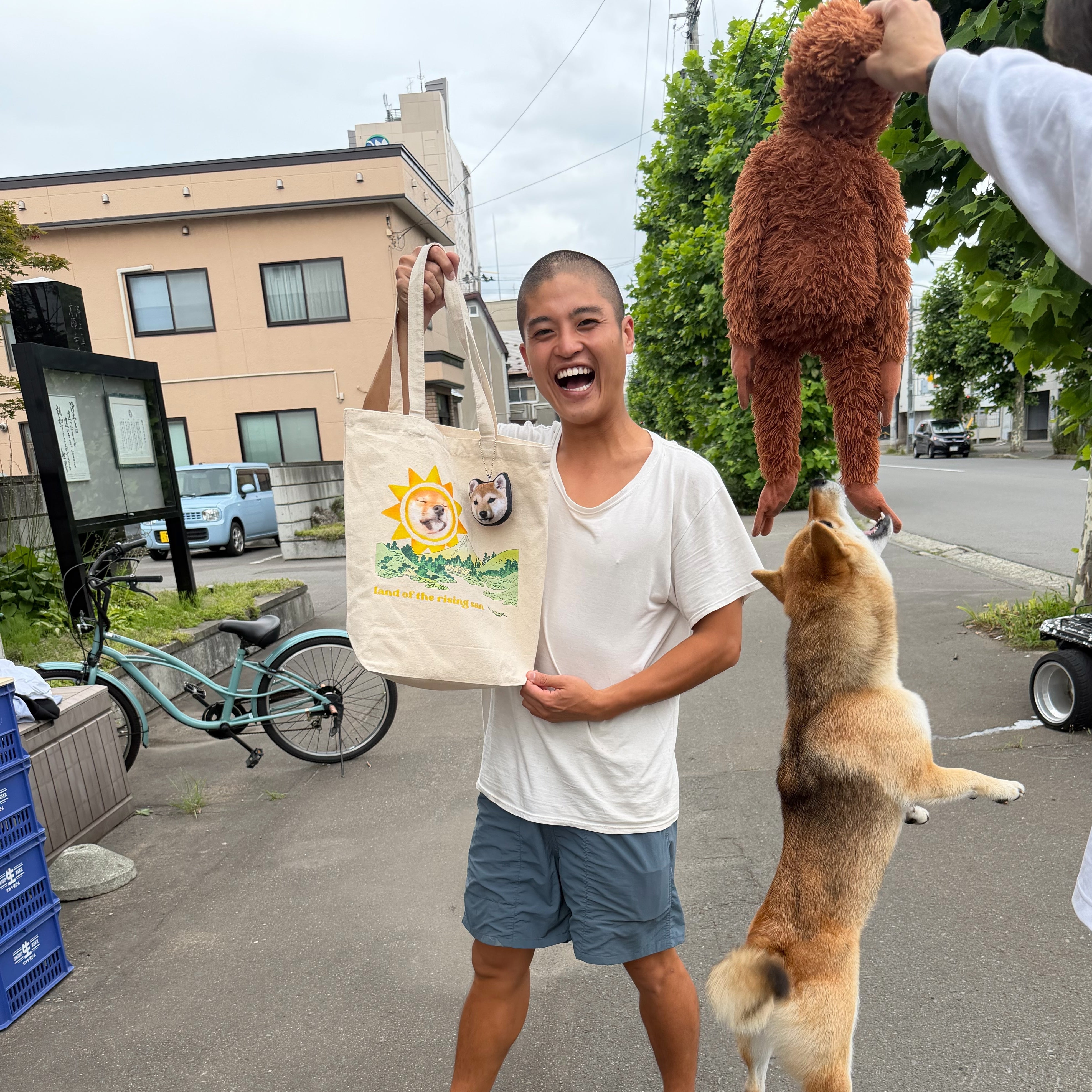 rising sanトートバック