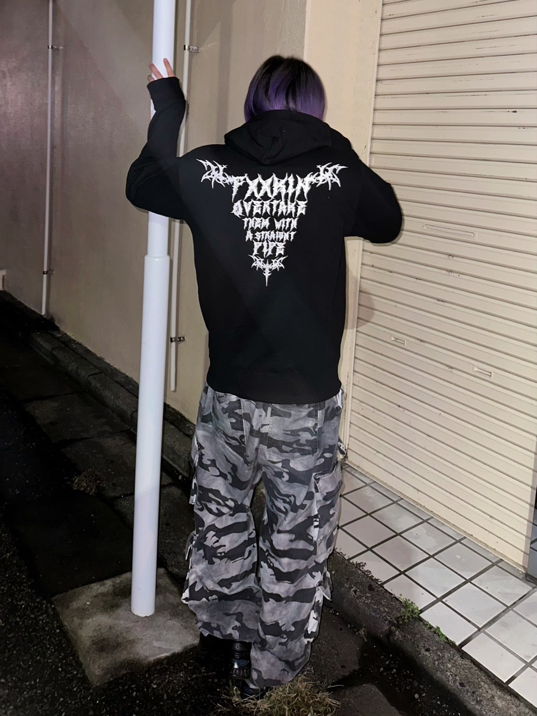 【人気再販】直管で追い越してやれパーカー