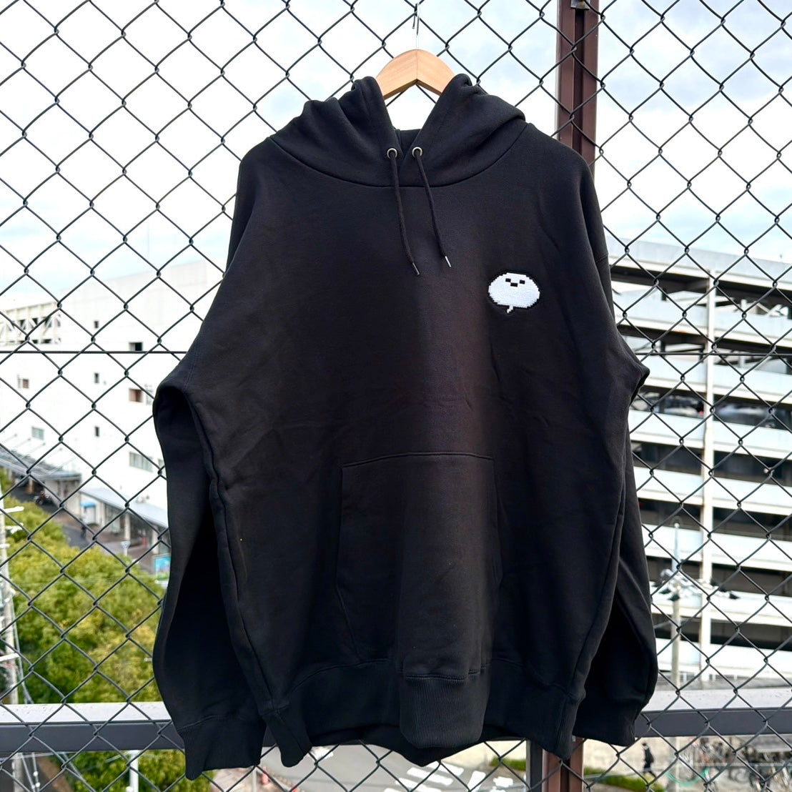 ドット画しろまんた刺繡パーカー