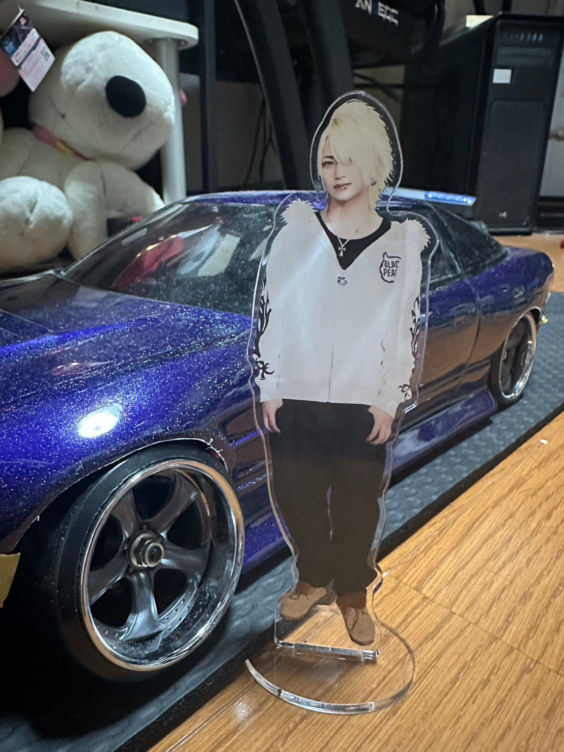 直筆サイン入りアクスタ