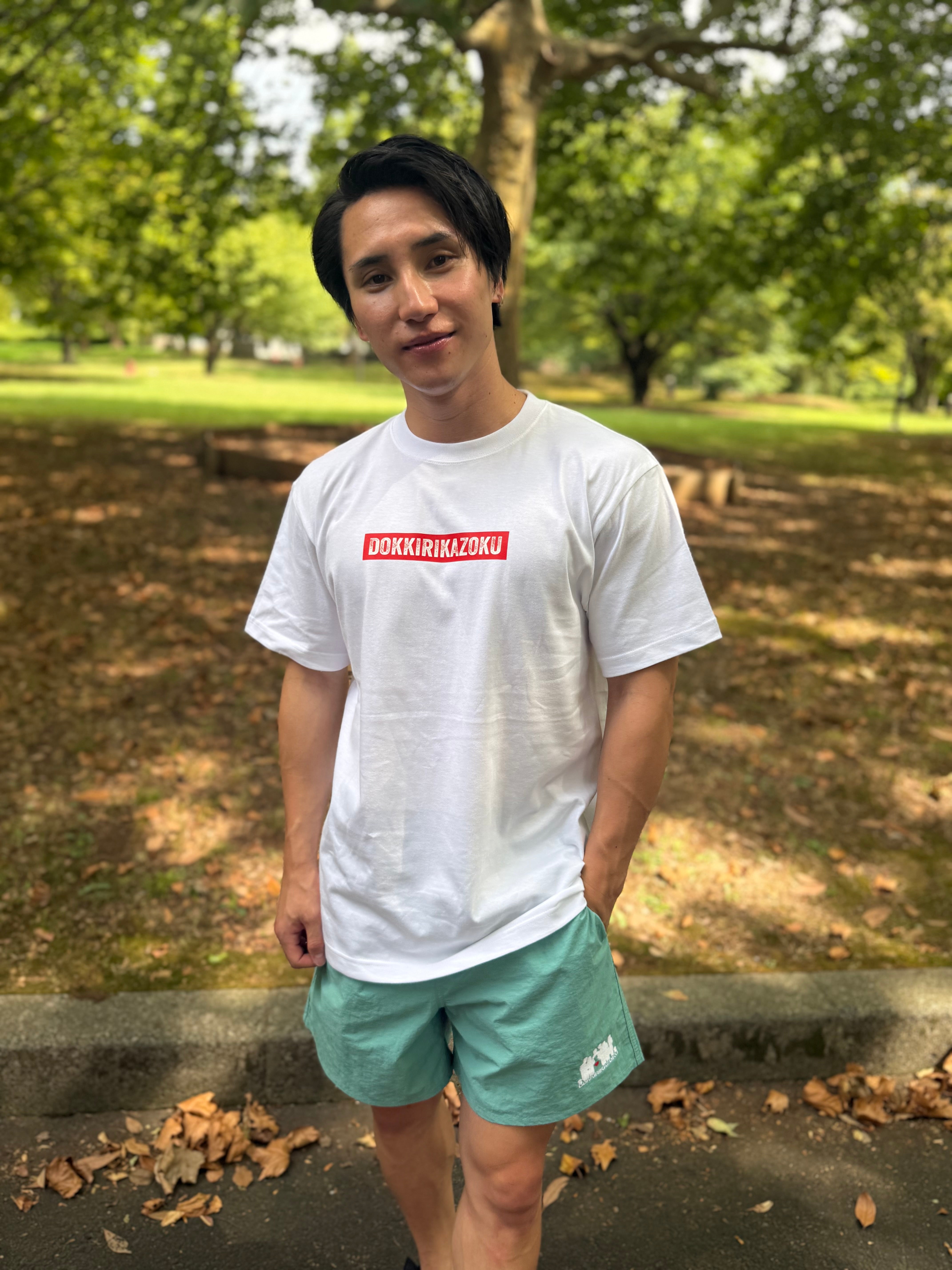 ボックスロゴTシャツ