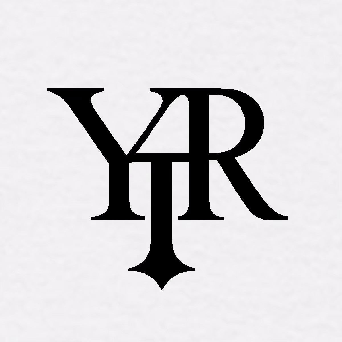 YTRロゴTシャツ