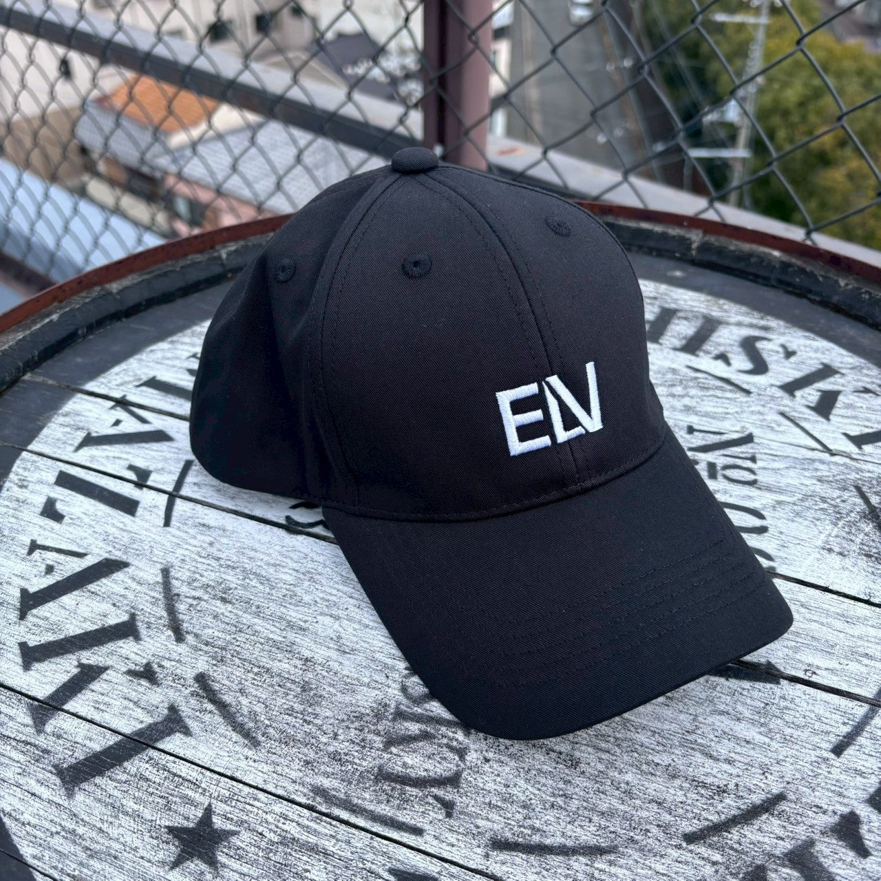 ELV logo キャップ