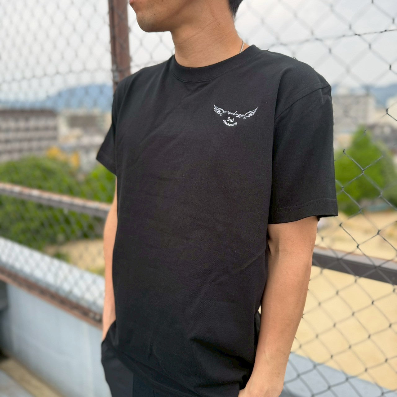 MIOSOLOGY刺繡Tシャツ