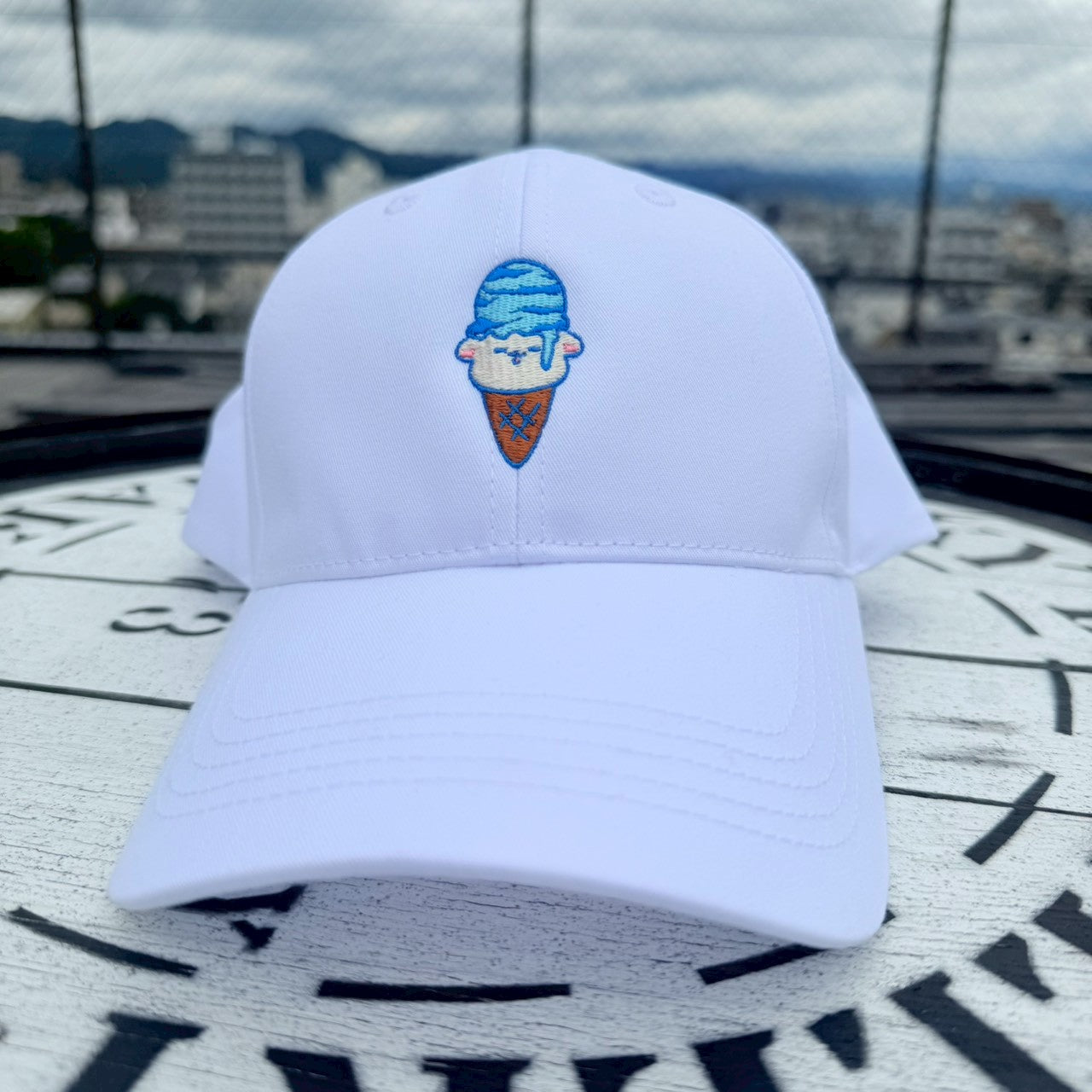 くまちゃんアイス刺繍入りキャップ