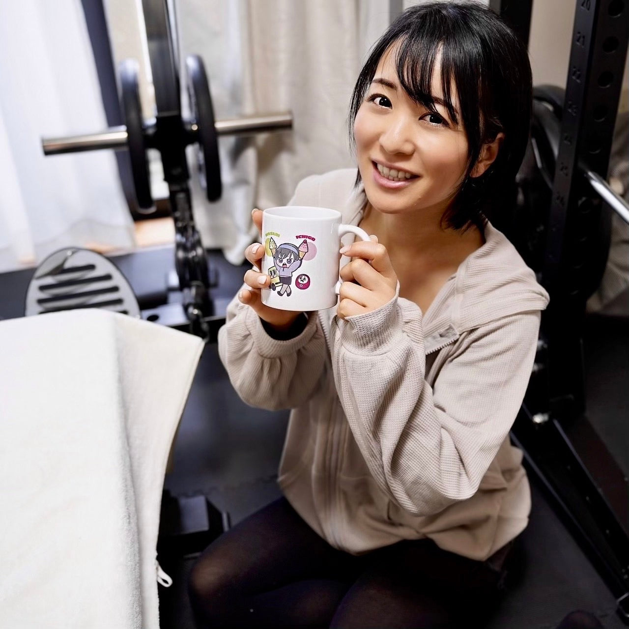 おみつマグカップ