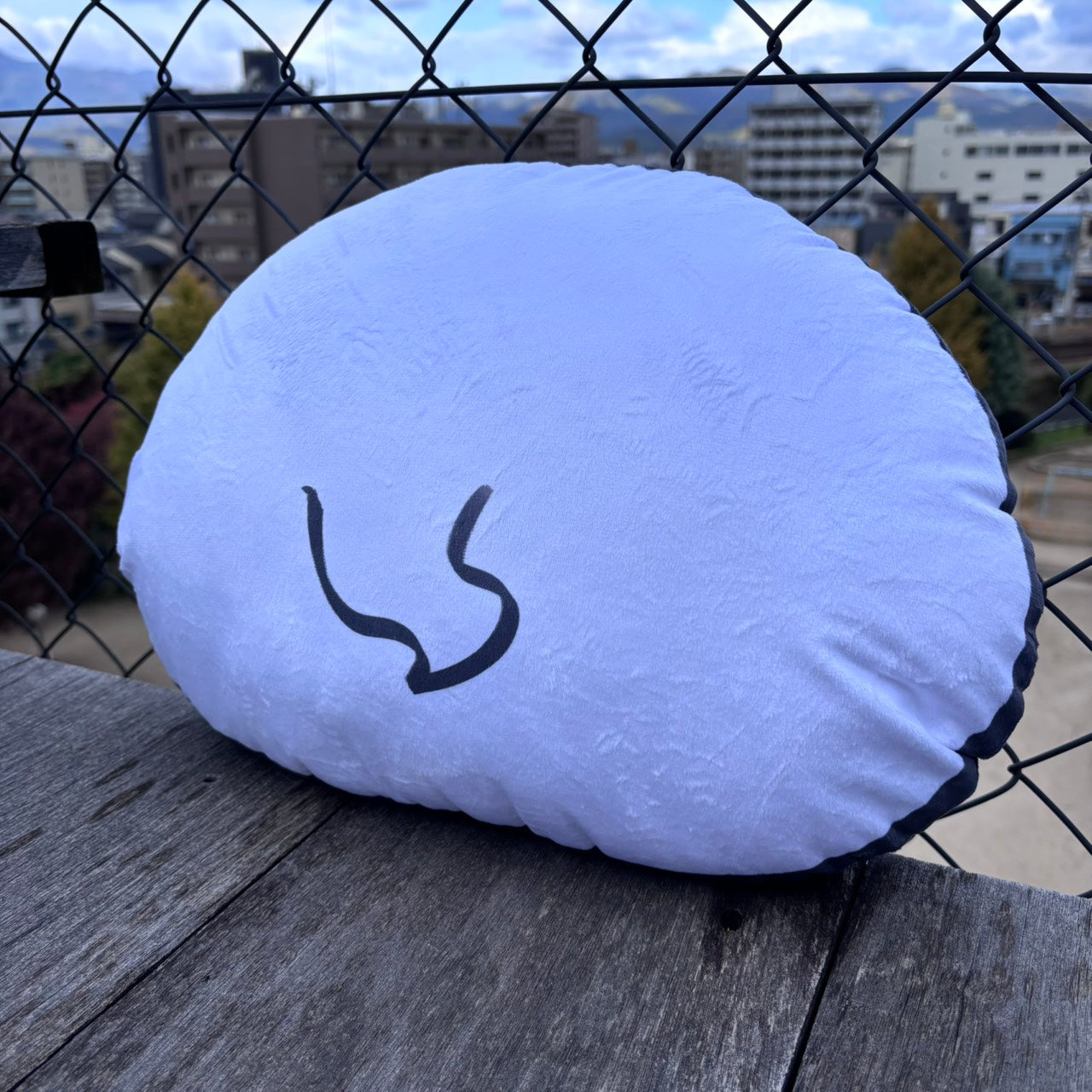 【数量限定•残りわずか！】しろまんたクッション