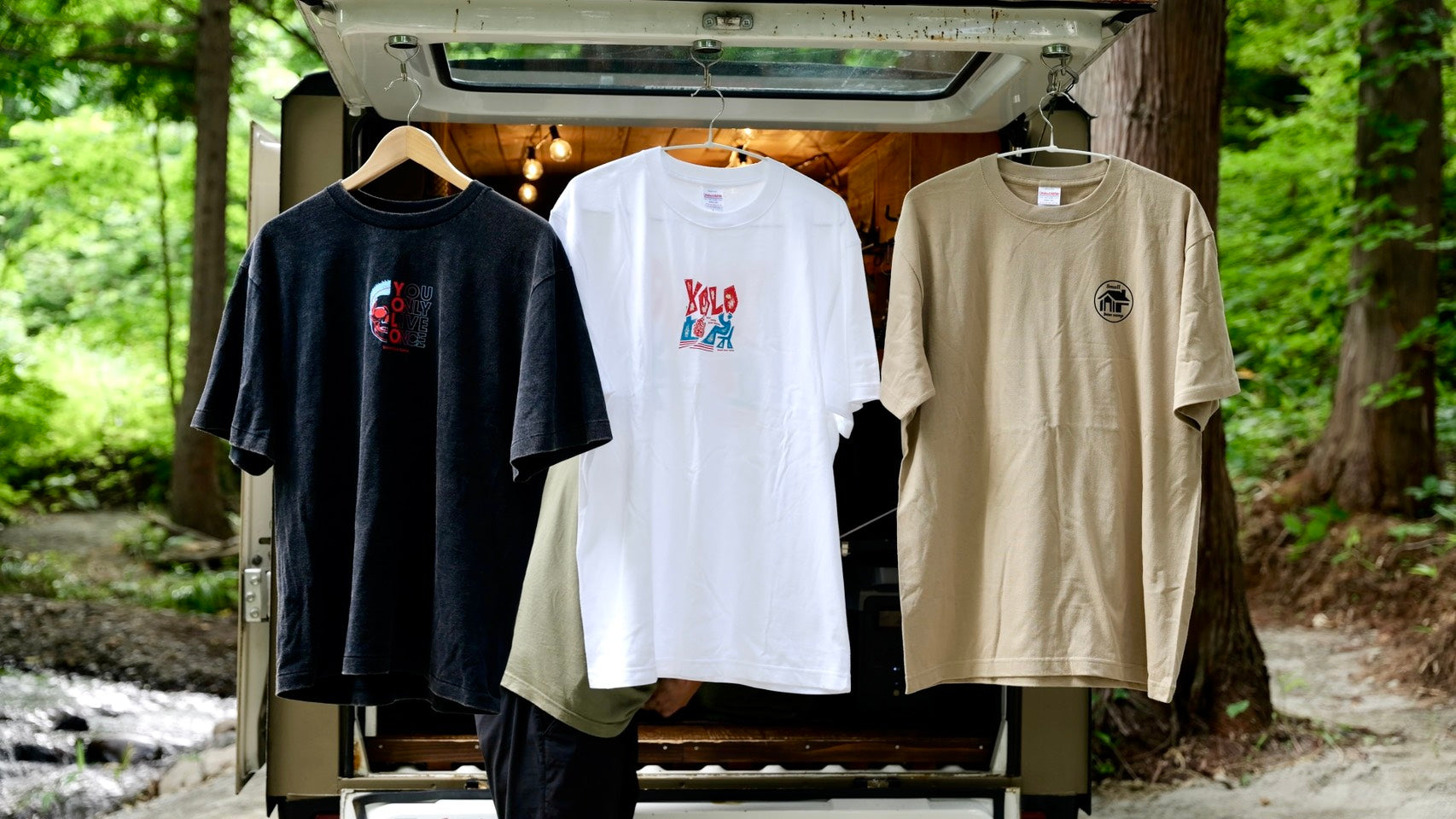 YOLOフェイスTシャツ